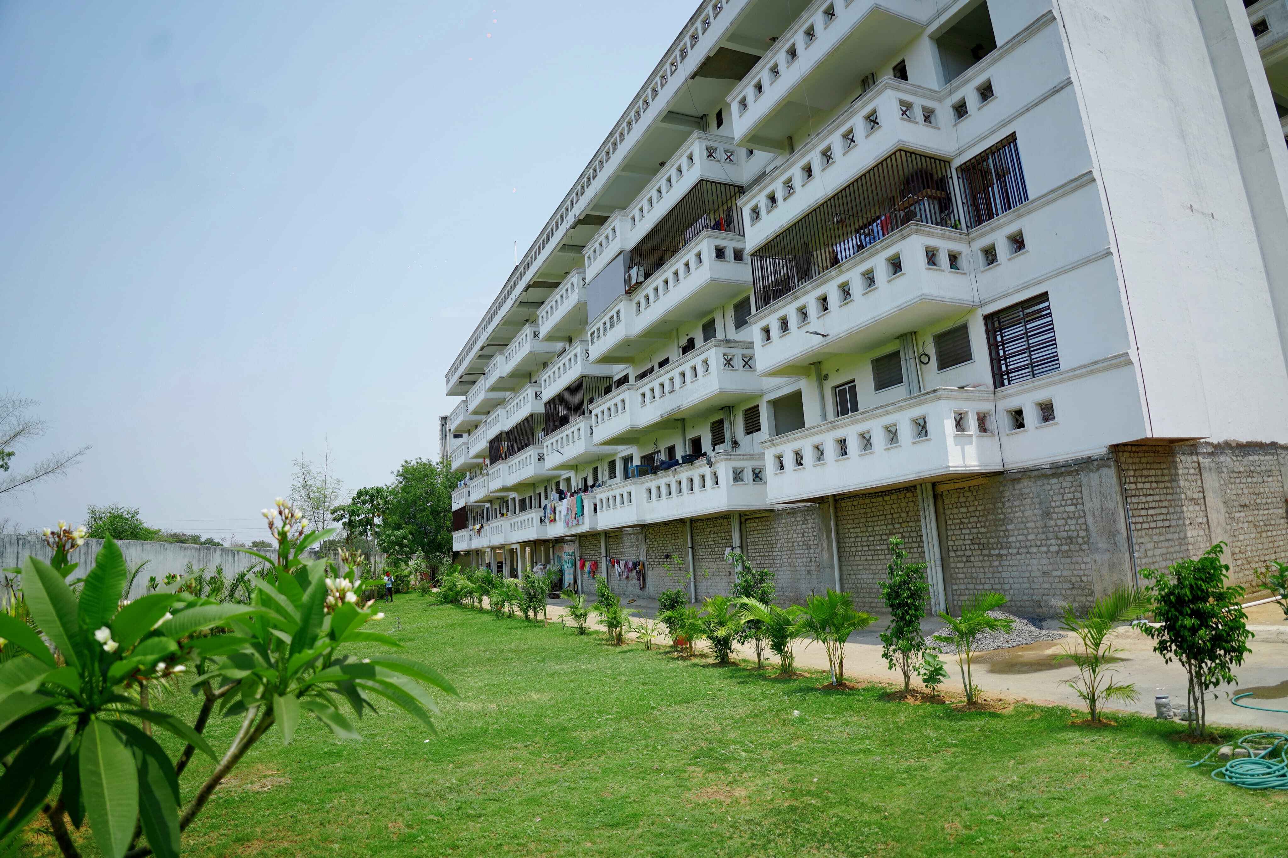 Gajmohini Parisar Offer Flat for Sale in Bilaspur Chhattisgarh